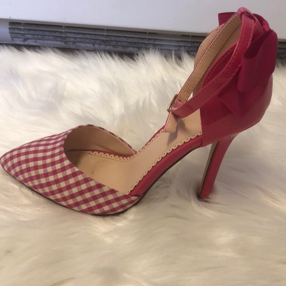 SOLD! Pink beautiful shoes - Picture 6 of 8